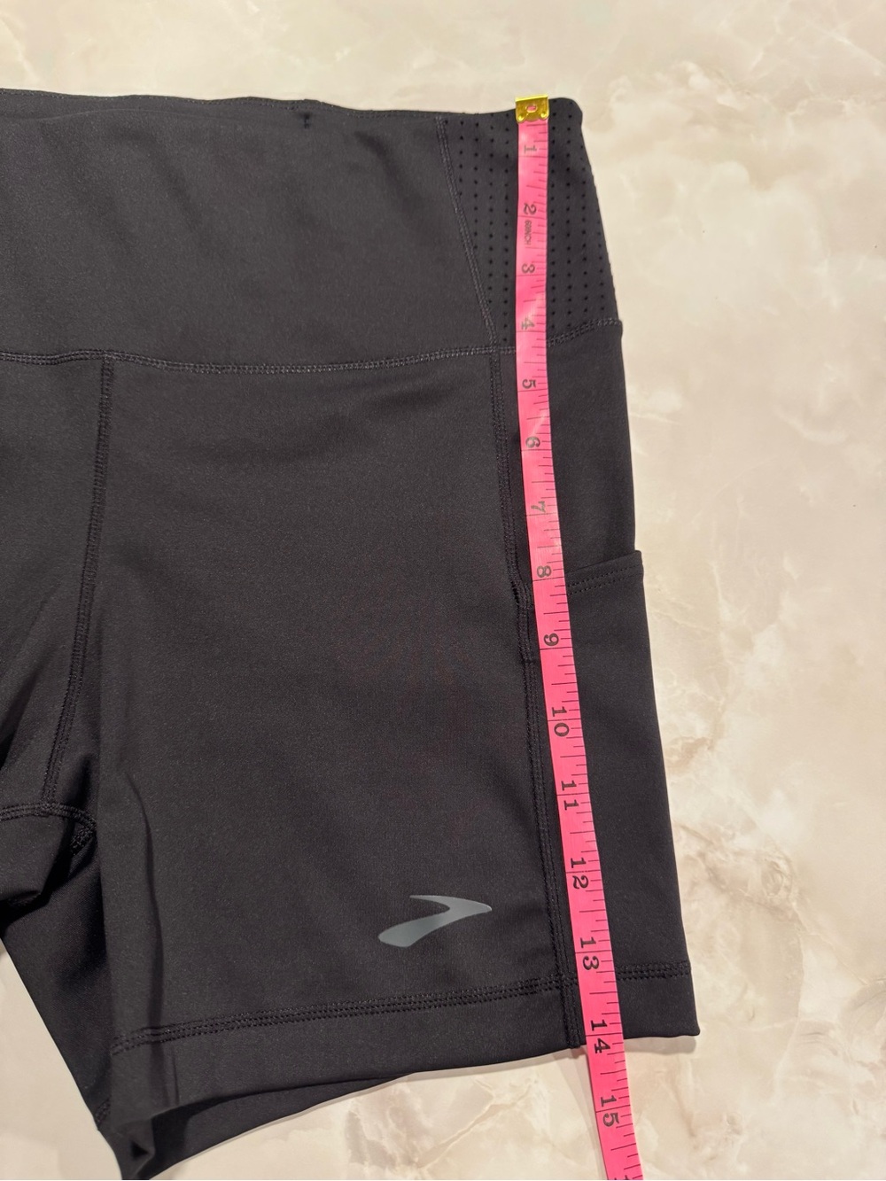 Brooks Black Women’s Bike Shorts with Side Pockets - Picture 10 of 11